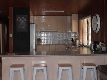 Holiday Home for 14 People in Mudgee, Mid-Western Regional Council, Photo 1