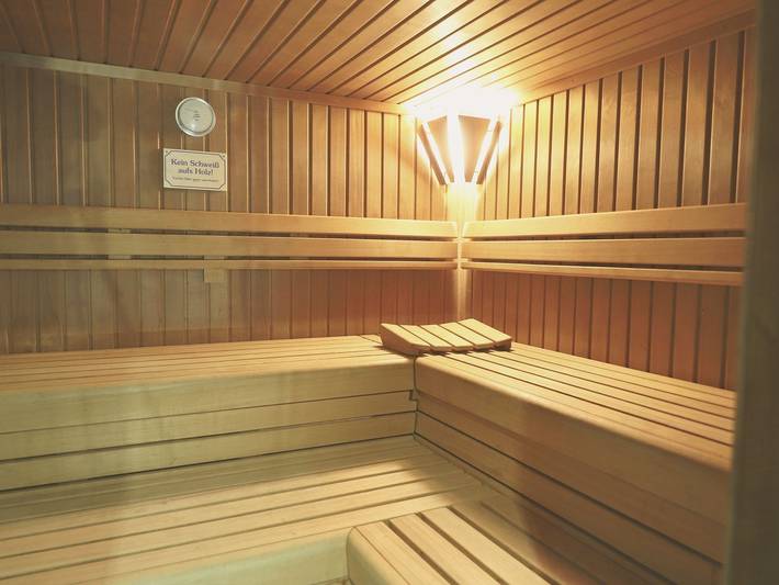 Ganze Wohnung, Exklusive 2-Zi.-Whg. mit Wellnessbereich und Balkon in zentralem Westerland in Westerland, Sylt (Gemeinde)