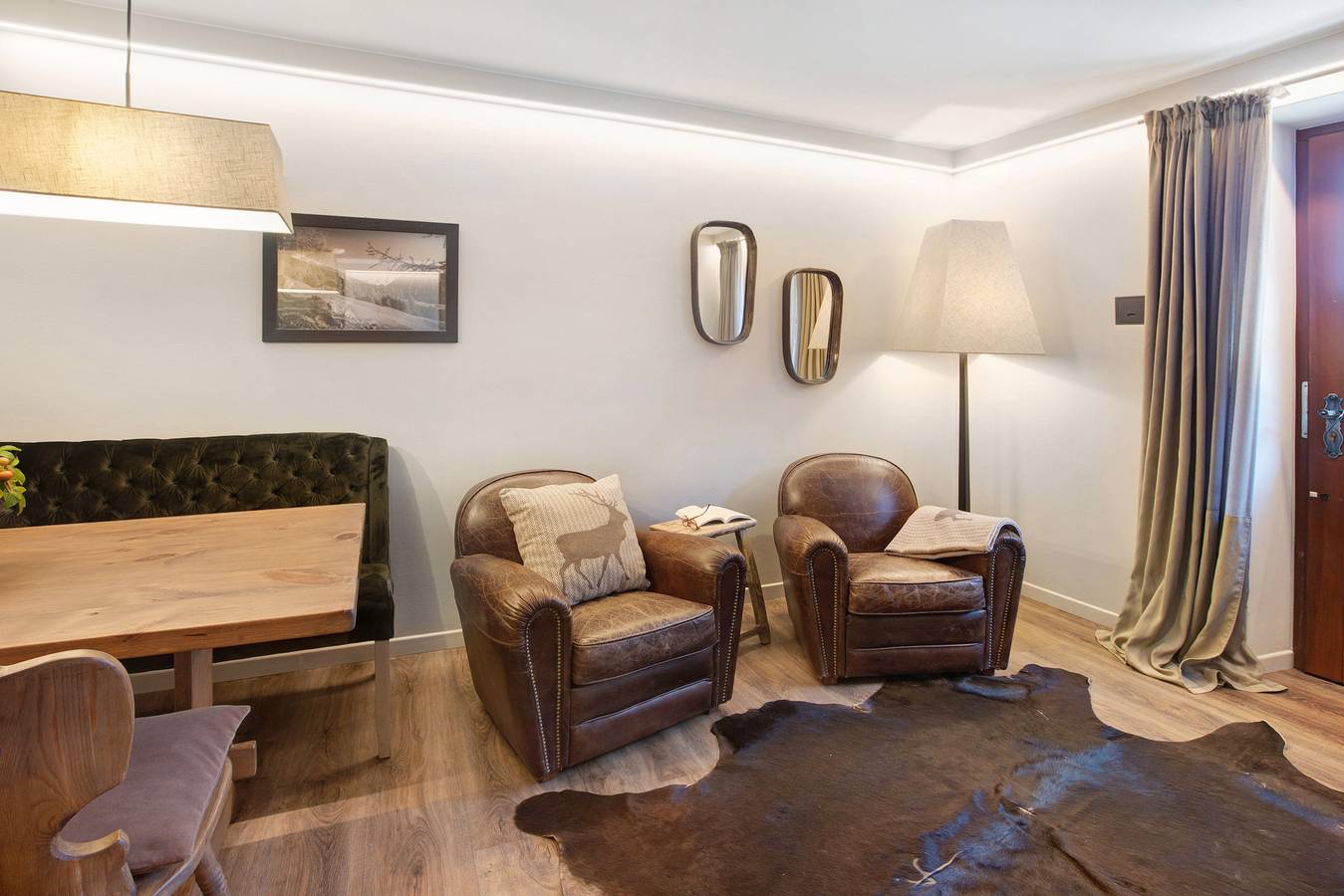 Ganze Wohnung, Ferienwohnung "Chalet Sonne Comfort" in der Nähe des Skigebiets mit Bergblick und Garten in Teola, Livigno