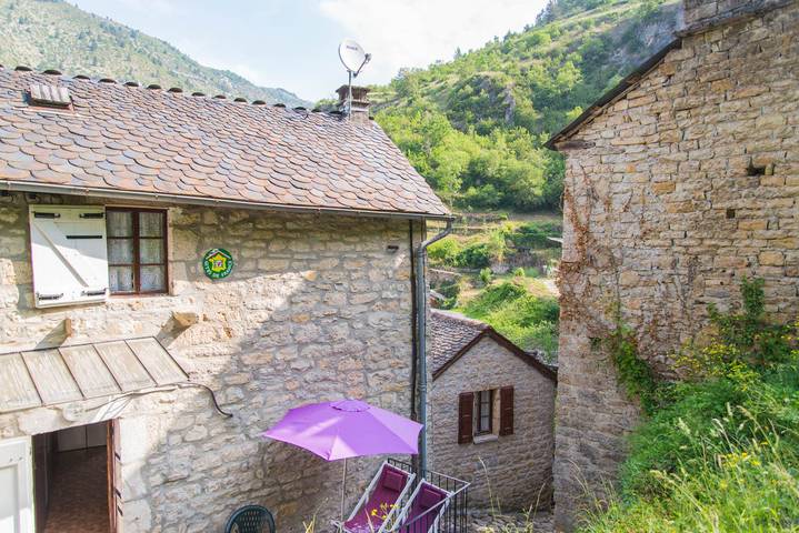 Gîte pour 5 personnes, avec terrasse à Sainte-Enimie - 3