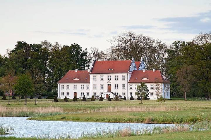 Schloss für 3 Personen, mit Garten auf Rügen - 4