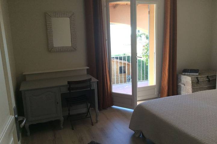 Location de vacances pour 8 personnes, avec jardin à Taulignan - 4