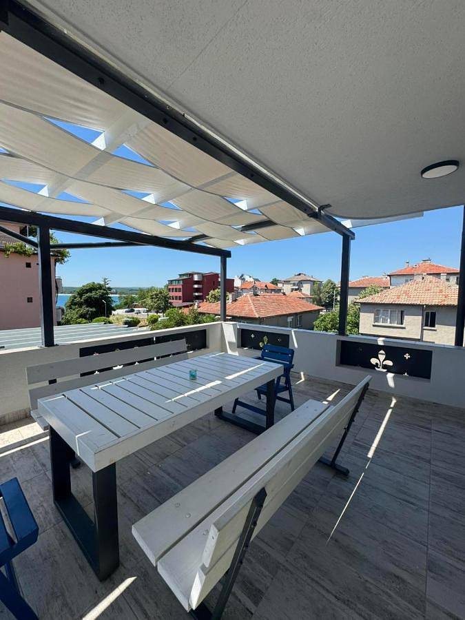 Apartament wakacyjny dla 2 osób, z widok i ogród, zwierzęta dozwolone w Primorsko