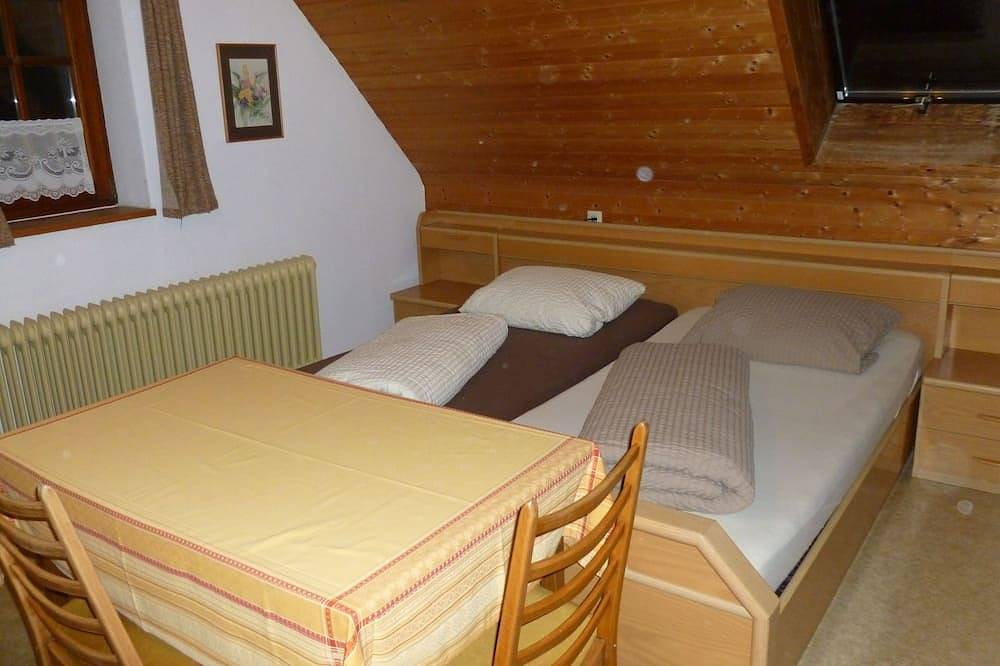 Ehemaliges Bauernhaus in ruhiger Ortsrandlage. Haustiere willkommen. in Aichhalden, Mittlerer Schwarzwald
