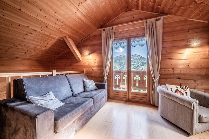 Chalet 'Familial - Le Laquis' mit Bergblick, privater Terrasse und Wi-Fi in Station de Morillon, Grand Massif