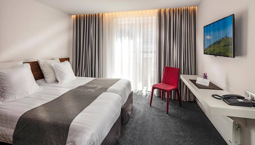 Hôtel pour 2 personnes, avec vue et sauna ainsi que piscine et jardin, animaux acceptés à Saint-Hippolyte - 4