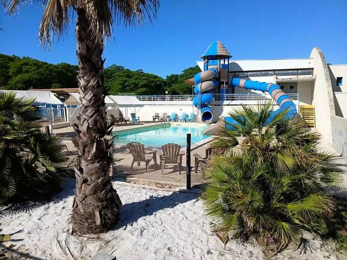 Camping pour 6 personnes, avec Terrasse et Piscine à Vienne (France) - 2