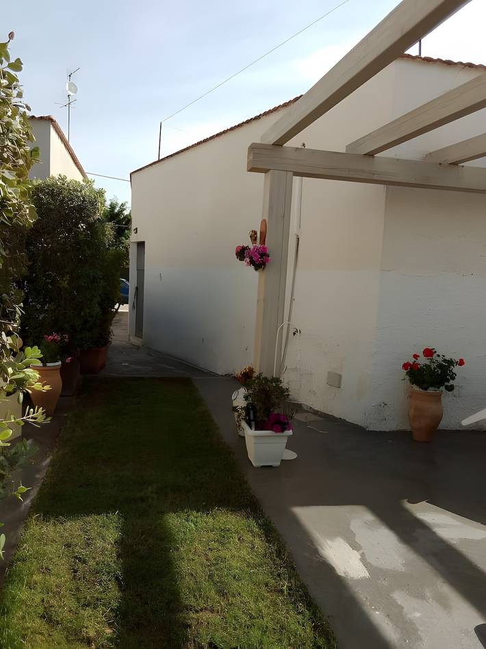 Room 'La Casa Dei Nonni - Beige' with Shared Garden, Wi-Fi and Air Conditioning in Custonaci, Trapani Province