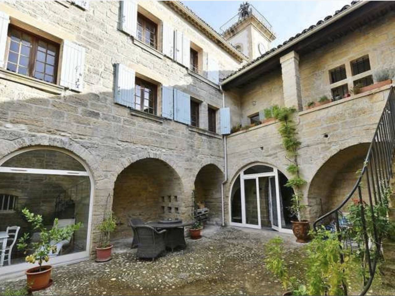 Demeure Medievale in Saint-Siffret, Nimes en omgeving