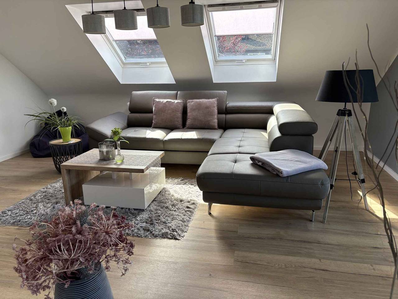 Ganze Ferienwohnung, Ferienwohnung modern eingerichtet, 100 qm mit Loggia in Nähe Hof - Naila in Schauenstein, Landkreis Hof