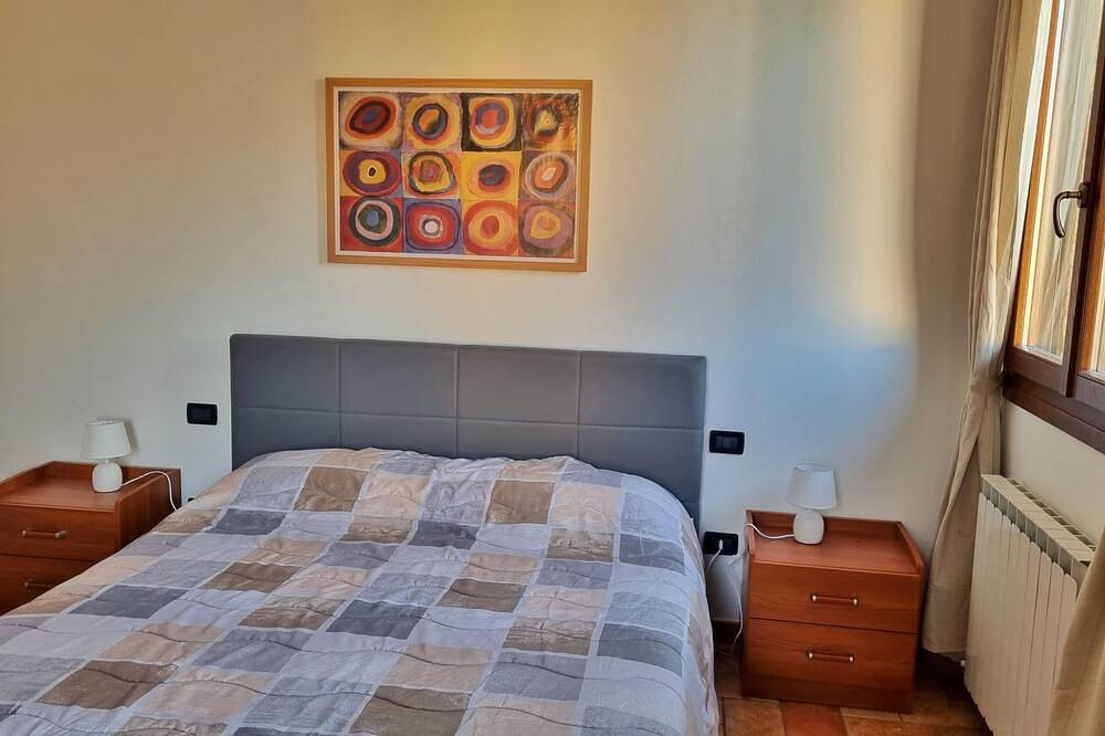 Spacious apartment \" Le Vitterelle \" in the green of the Terre dei Castelli in Zocca, Modena Provinz