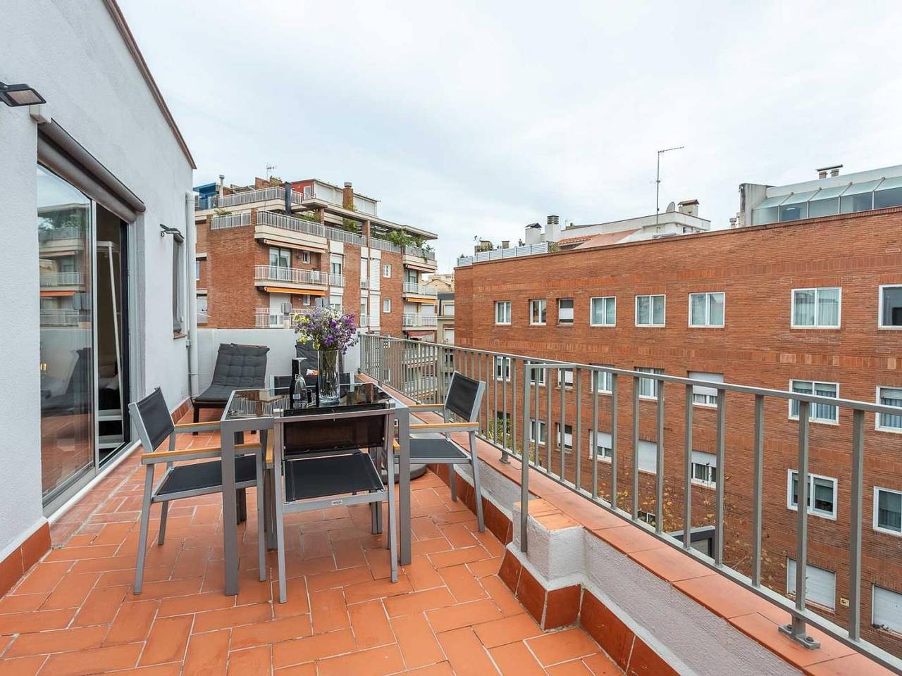 Appartamento intero, Appartamento vacanze per 4 persone con balcone in Sarrià-Sant Gervasi, Barcellona