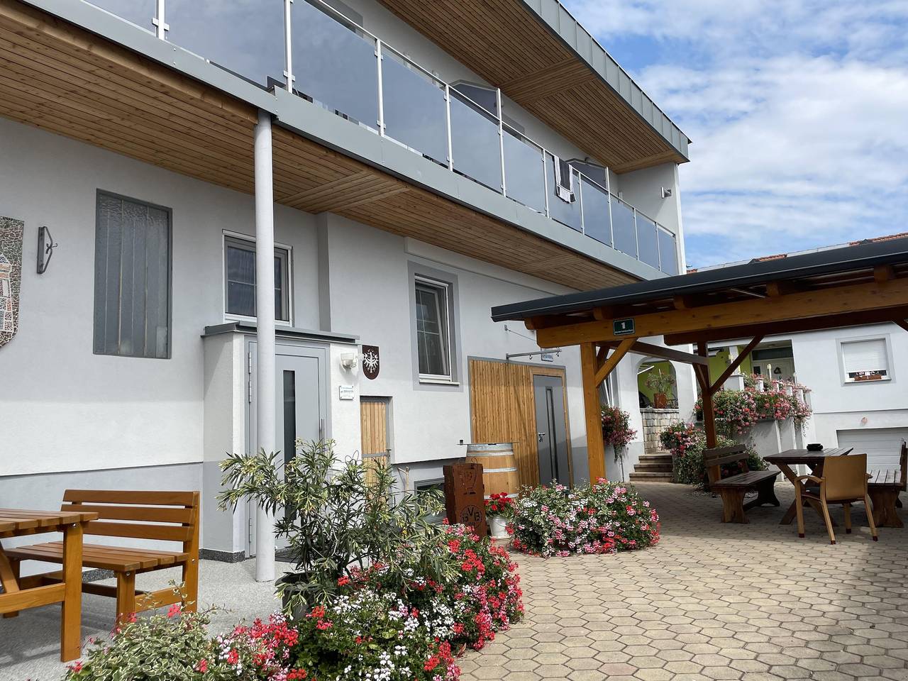 Pension Seeblick Latzko in Neusiedl am See, Neusiedlersee-Hügelland