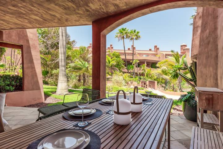 Location de vacances pour 4 personnes, avec terrasse à Arona - 2