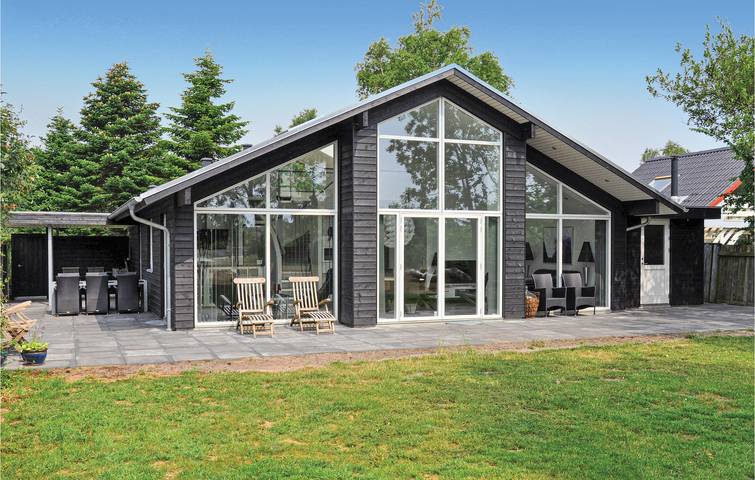 Ferienhaus für 6 Personen, mit Terrasse und Whirlpool sowie Garten und Sauna in Skovmose