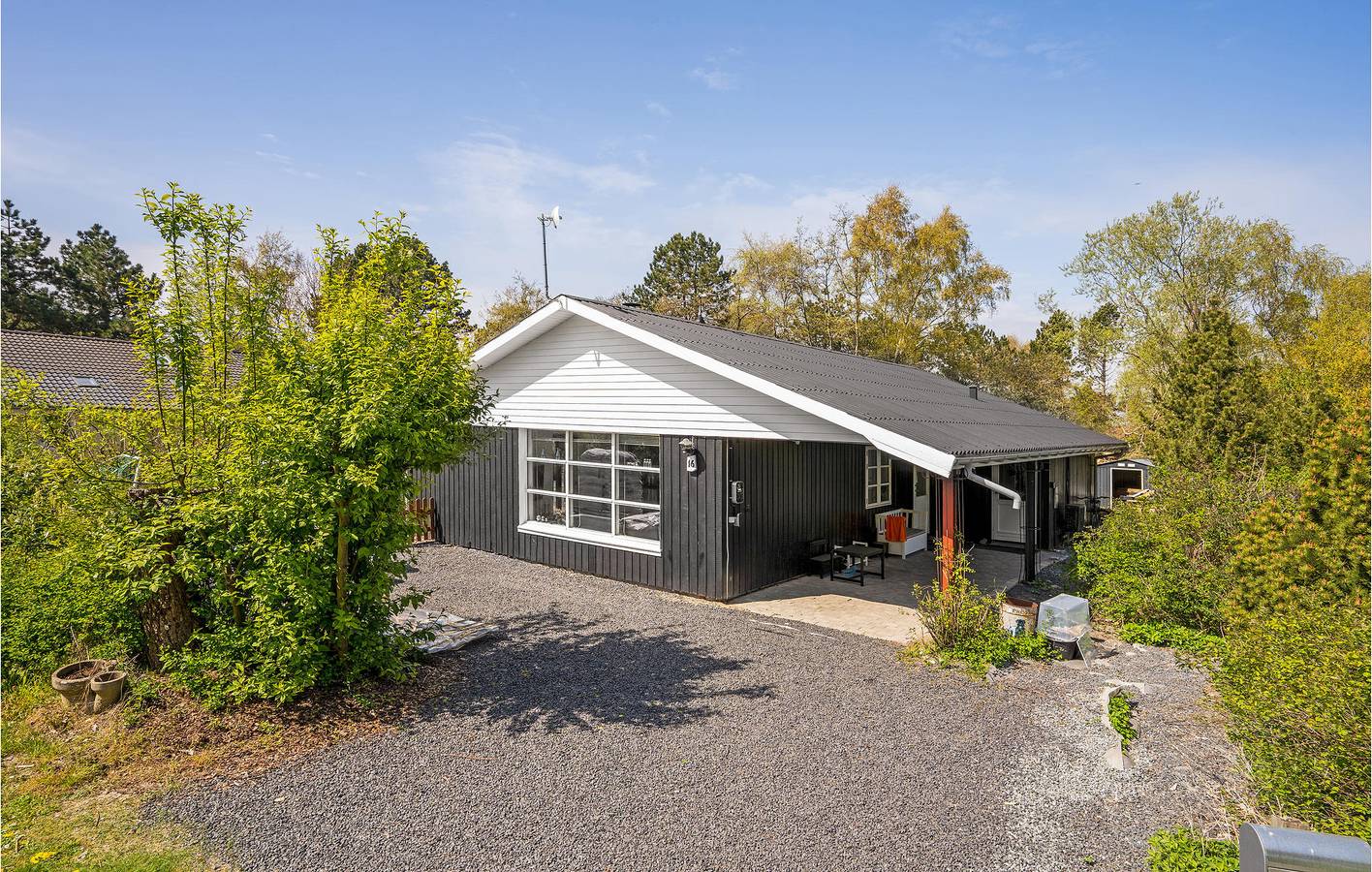 Ferienhaus für 8 Personen mit Terrasse in Bredfjed, Rødby