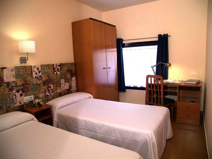 Casa de huéspuedes para 10 personas, con jardín y vistas en Comunidad de Calatayud