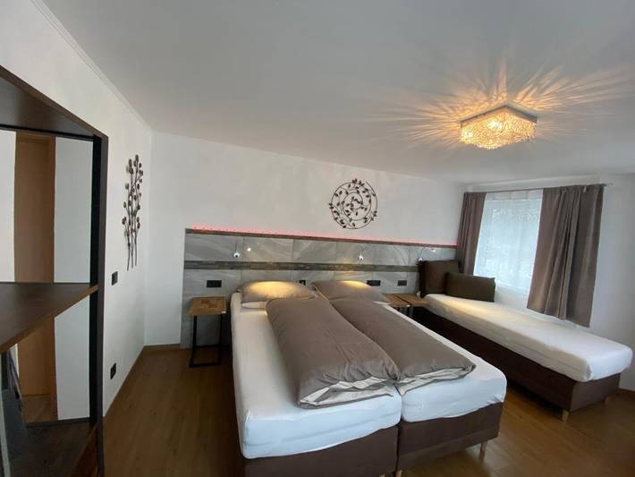 B&B für 5 Personen, mit Ausblick und Terrasse sowie Sauna, mit Haustier in Saalbach - 4