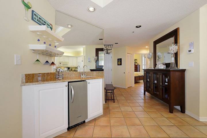 Vacation apartment for 8 people, with pool and balcony as well as hot tub and sauna in Alabama