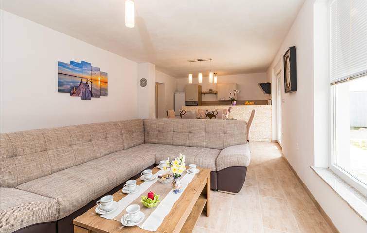 Ferienhaus für 6 Personen, mit Garten und Pool sowie Terrasse, mit Haustier in Pula - 4