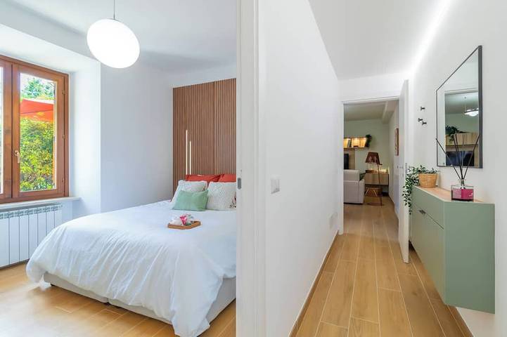 Ganze Wohnung, VerdeLuce Suite: Luxury Apartment with Private Parking in Fiuggi, Frosinone Provinz