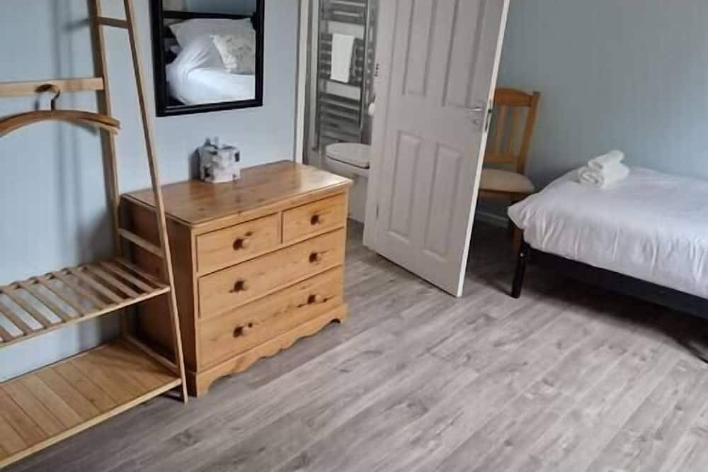 Entire apartment, Unique 2Bd Apartment Folkestone Harbour in Folkestone, Kent