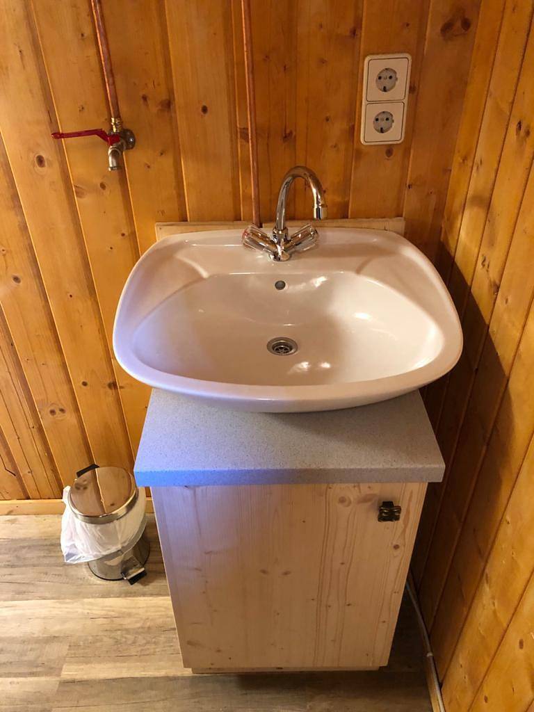 Hut, douche, Wc, boskant, foto 9