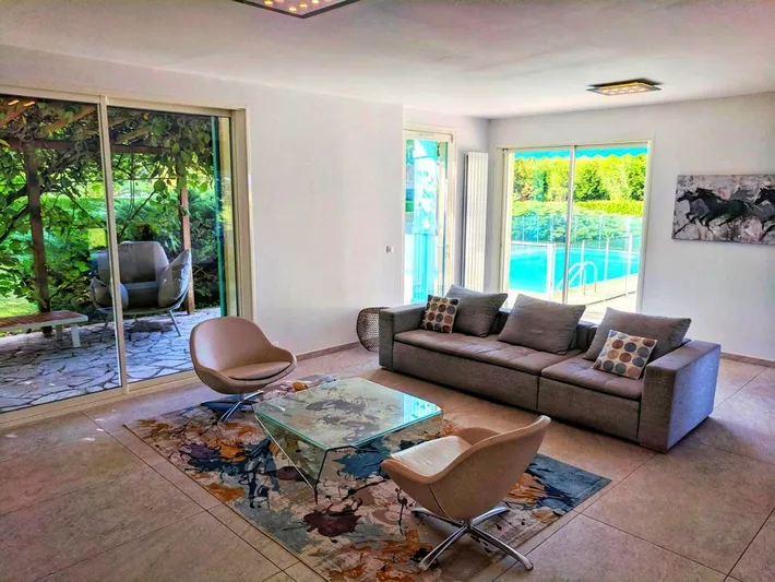 Villa für 12 Personen, mit Pool und Garten sowie Ausblick, kinderfreundlich - 1