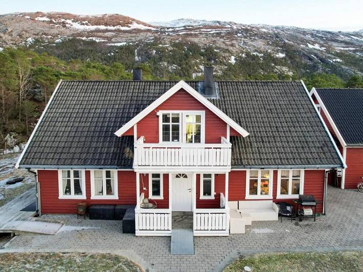 Ferienhaus für 12 Personen, mit Terrasse in Vevelstad