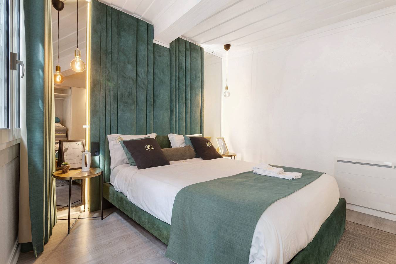 Apartamento inteiro, Apartamento 'Prestigegoldresidence 1 - Centro Histórico' com Wi-Fi e Ar Condicionado in Guimarães, Distrito de Braga