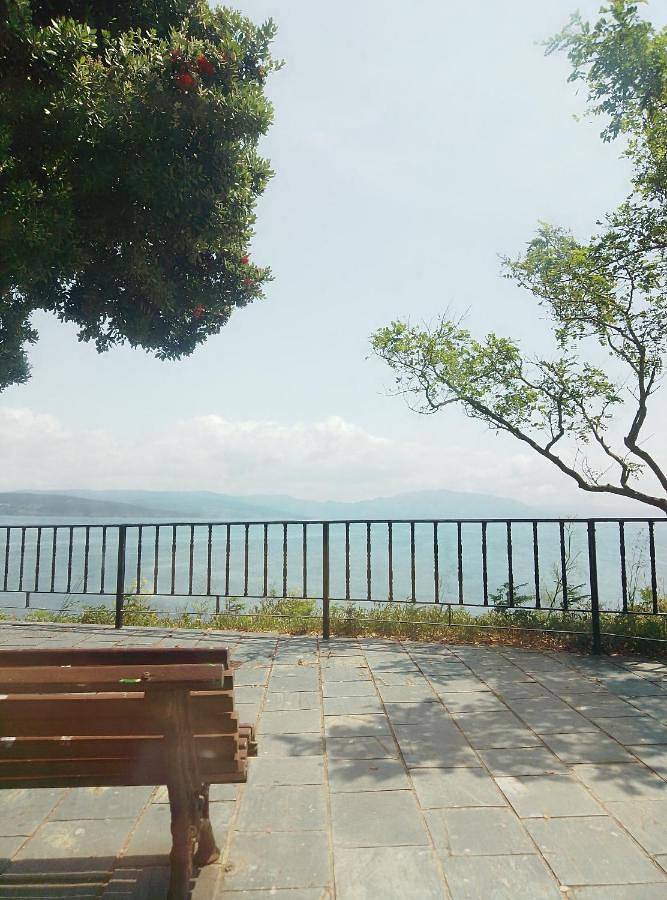 Gîte pour 5 personnes, avec jardin ainsi que terrasse et vue dans Finisterre - 2