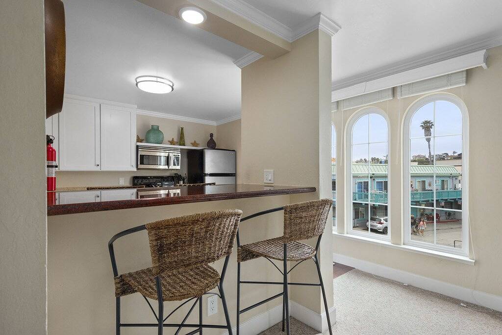 Ganze Wohnung, Dog-Ok at Capitola Vista #1 in Capitola, Santa Cruz County