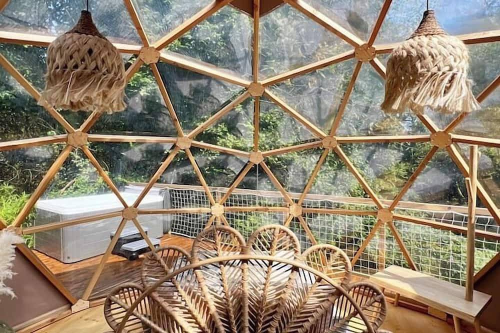 Dome with Jacuzzi 15 min from Disneyland Paris in Nanteuil-lès-Meaux, Seine-et-Marne