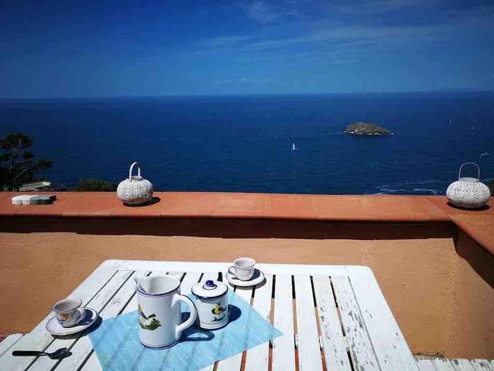 Casa vacanza per 8 persone, con panorama e giardino - 1