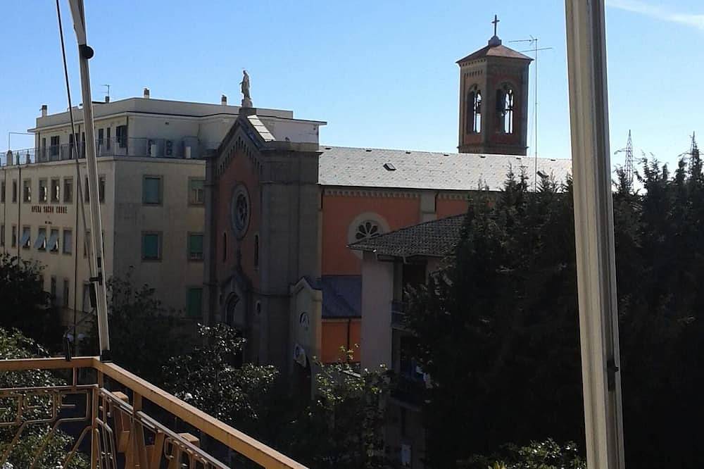 Entire apartment, Three-room apartment in a strategic location between downtown and the sea Cin It009002C2Kq9Jci5G in Albenga, Riviera di Ponente
