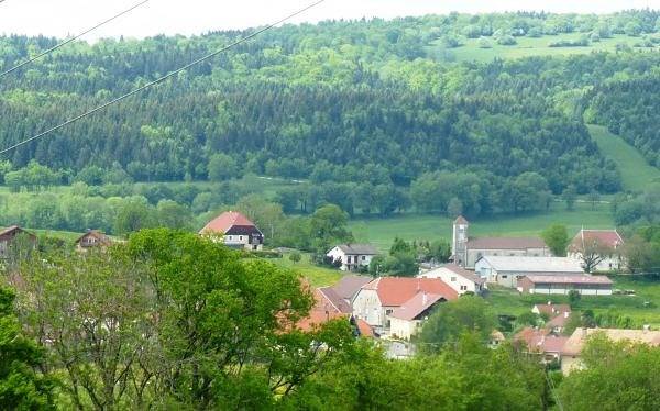 Le Champ du Seu in Saint-Gorgon-Main, Jura Francais