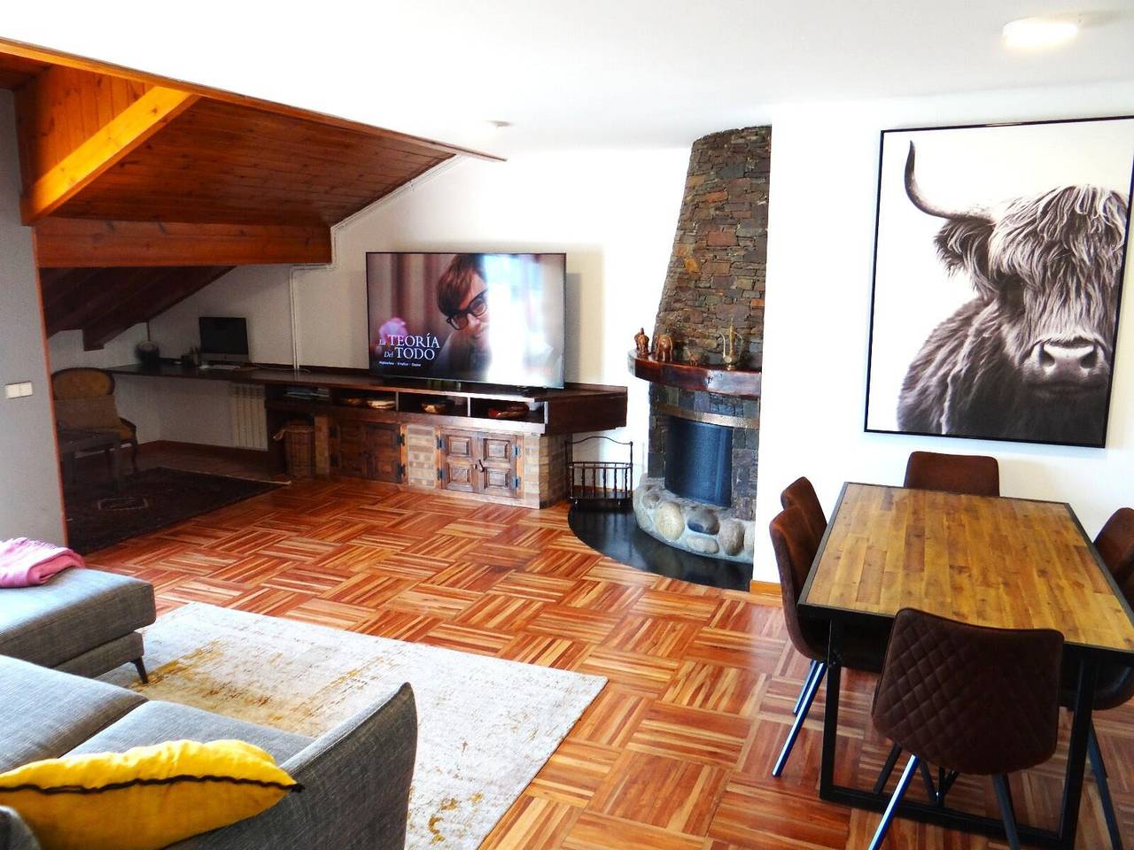 Appartement entier, Appartement de vacances pour 7 personnes avec terrasse in Puigcerdà, Pyrénées catalanes