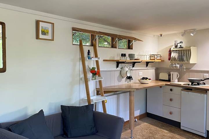 Lodge for 2 people in Exeter