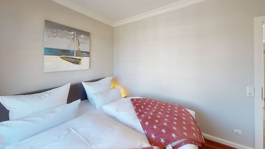 Ganze Wohnung, Helle 2-Zimmer-Ferienwohnung in der Residenz Strandläufer in Wenningstedt in Wenningstedt, Sylt