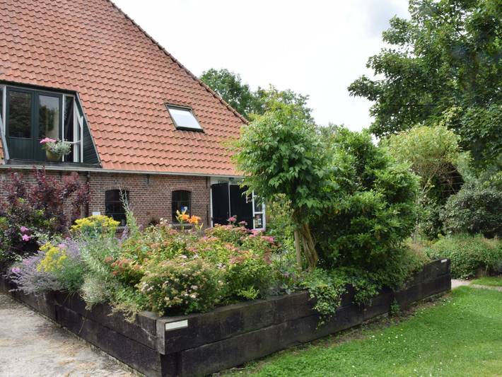 Ferienwohnung für 2 Personen, mit Terrasse und Garten in Leeuwarden