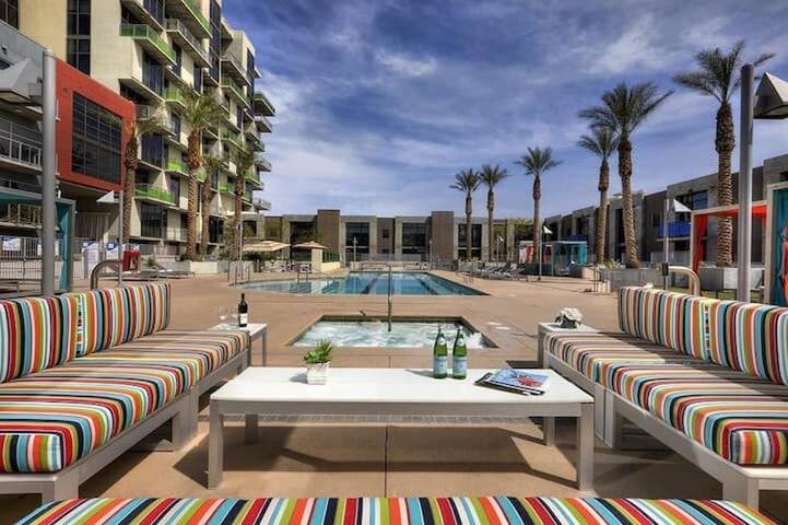 Maison de vacances pour 4 personnes, avec jacuzzi ainsi que terrasse et piscine à Las Vegas
