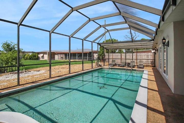 Maison de vacances pour 6 personnes, avec vue sur le lac ainsi que piscine et jardin - 1