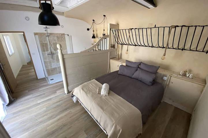 Location de vacances pour 6 personnes, avec terrasse et jacuzzi à Mosnes - 2