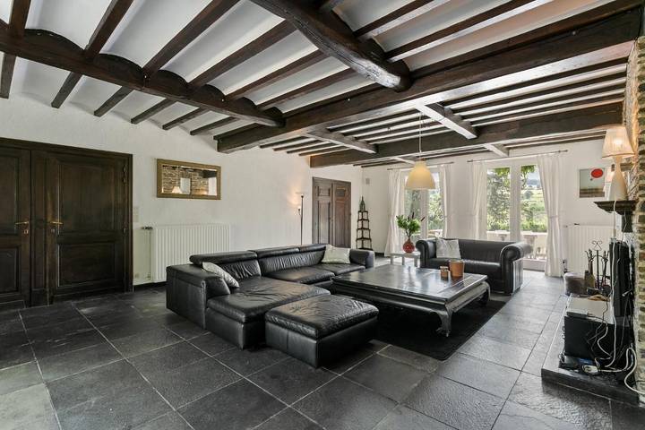 Location de vacances pour 20 personnes, avec vue ainsi que piscine et jardin dans Fanzel - 3