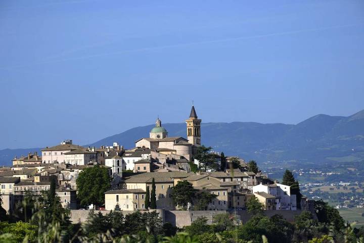 Maison de campagne pour 3 personnes, avec jardin à Trevi - 3