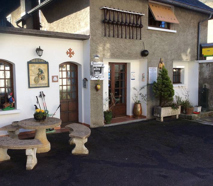 Gîte pour 4 personnes, avec terrasse et jardin, animaux acceptés