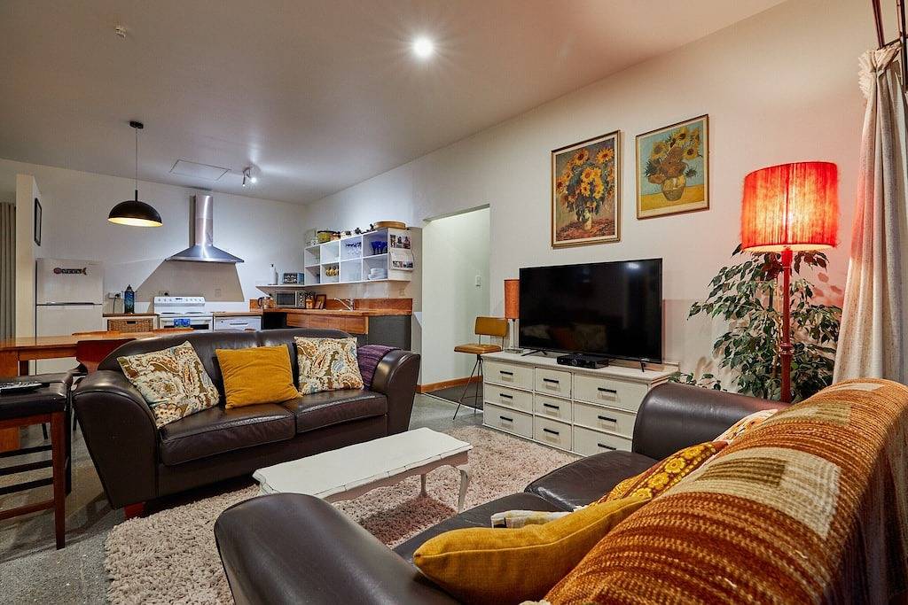 Cottage mit drei Schlafzimmern und herrlichem Blick auf das Meer und die Berge. in Kaikoura, Canterbury (NZ)