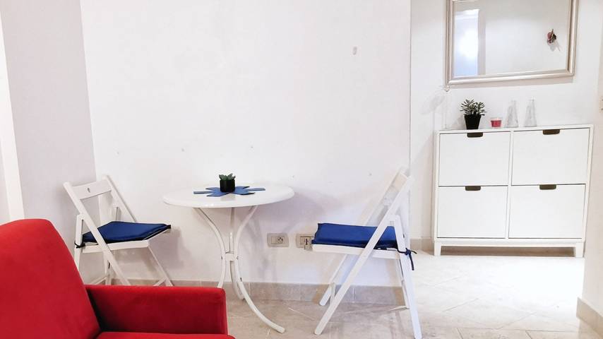 Ganze Wohnung, Panoramablick auf das Meer, klimatisiertes Apartment mit Pool, Strand und Stadt zu Fuß erreichbar, in Théoule-sur-Mer, Massif de l'Esterel