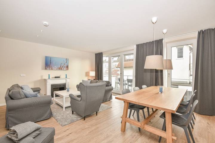 Ferienwohnung für 4 Personen, mit Balkon und Whirlpool sowie Sauna