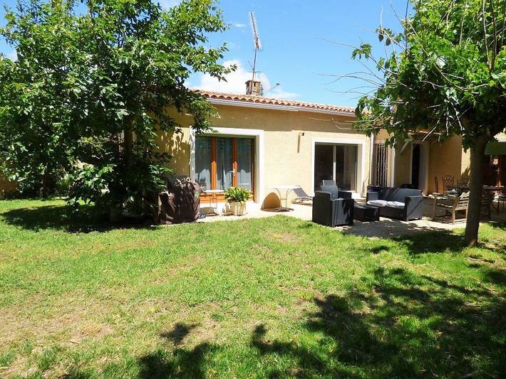 Location de vacances pour 8 personnes, avec jardin et piscine, adapté aux familles à La Seyne-sur-Mer - 2